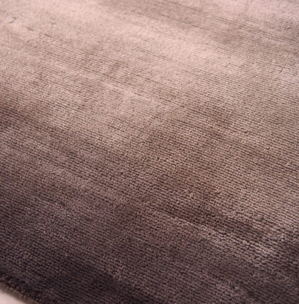 plain rug design in wool and silk. warm earthy tones rug